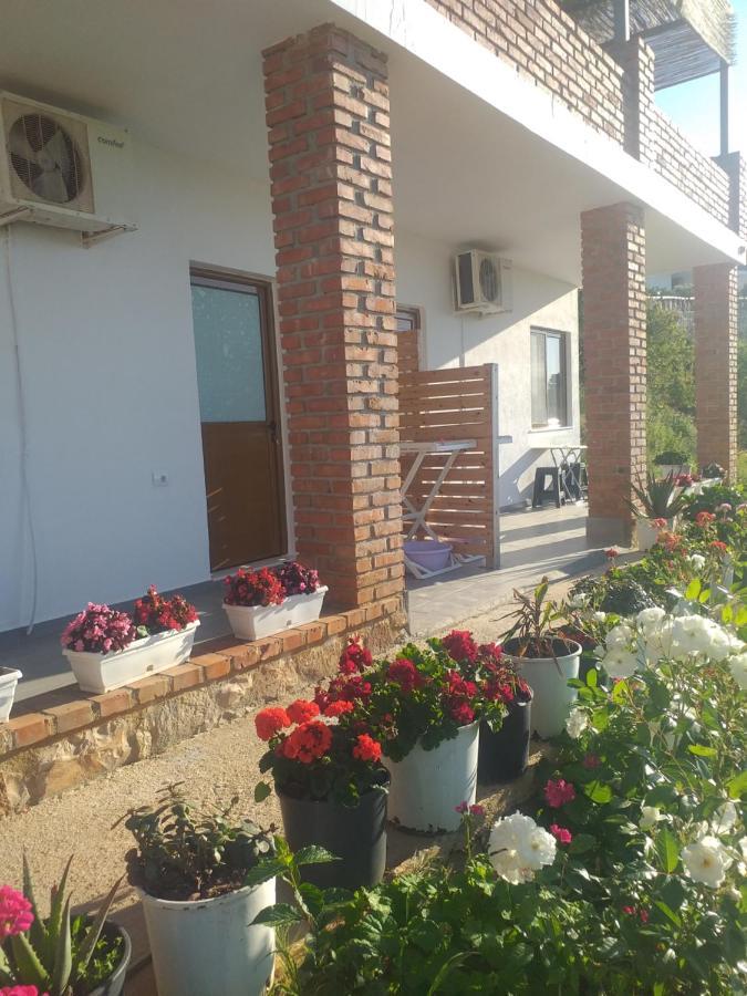 Grand Seaview Apartments Ksamil Exterior photo